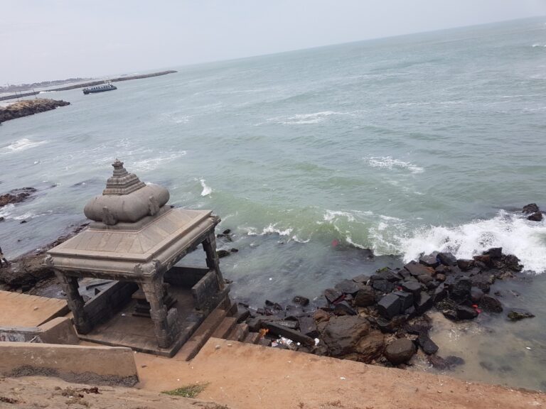 Triveni Sangamam Pravin travels