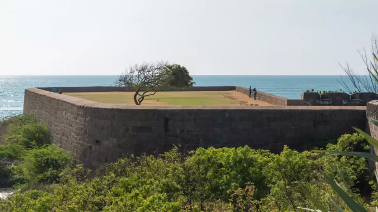 Vattakottai Fort Kanyakumari Pravin Travels