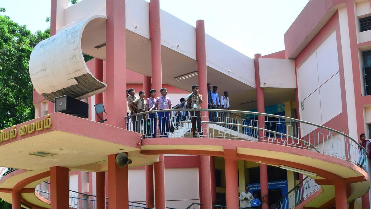 District Science Centre Pravin Travels