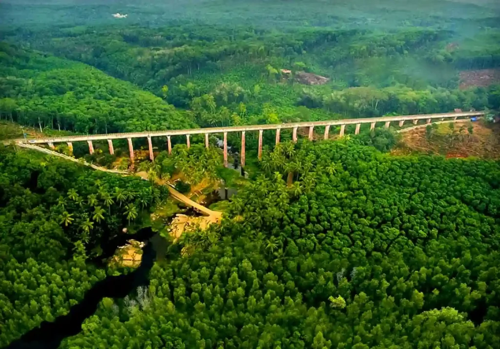 Mathoor Aqueduct Kanyakumari Pravin Travels