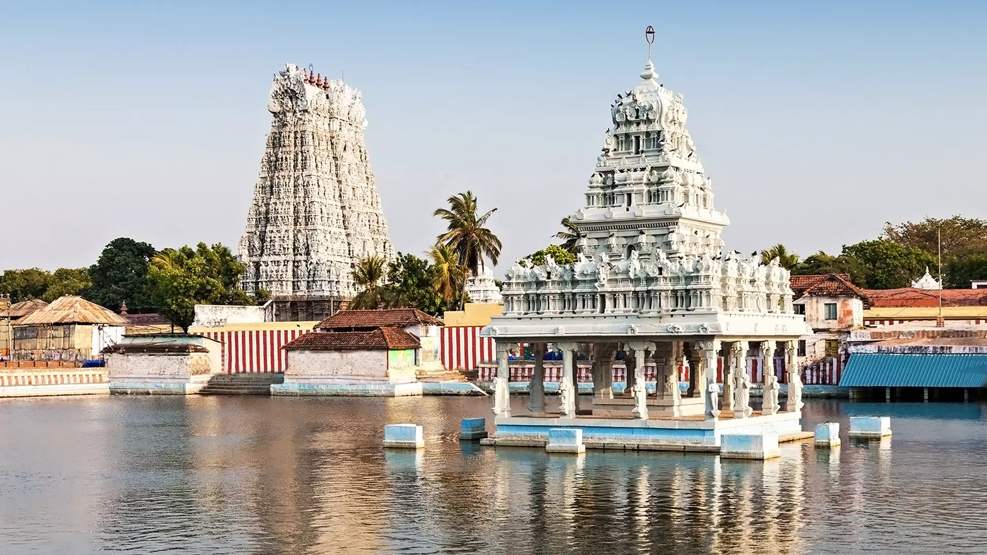 Suchindram Shree Thanumalayan Temple Pravin Travels Kanyakumari